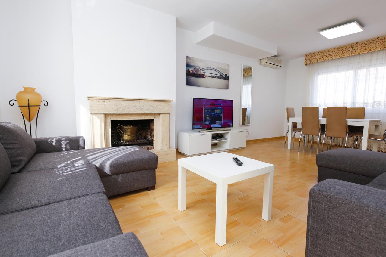 Pasion Planet Costa Dorada - Only Families Villa Salou Exterior photo
